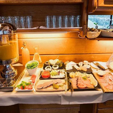 Andreas Guest house